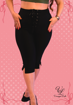 Capri Yvonne Noir
