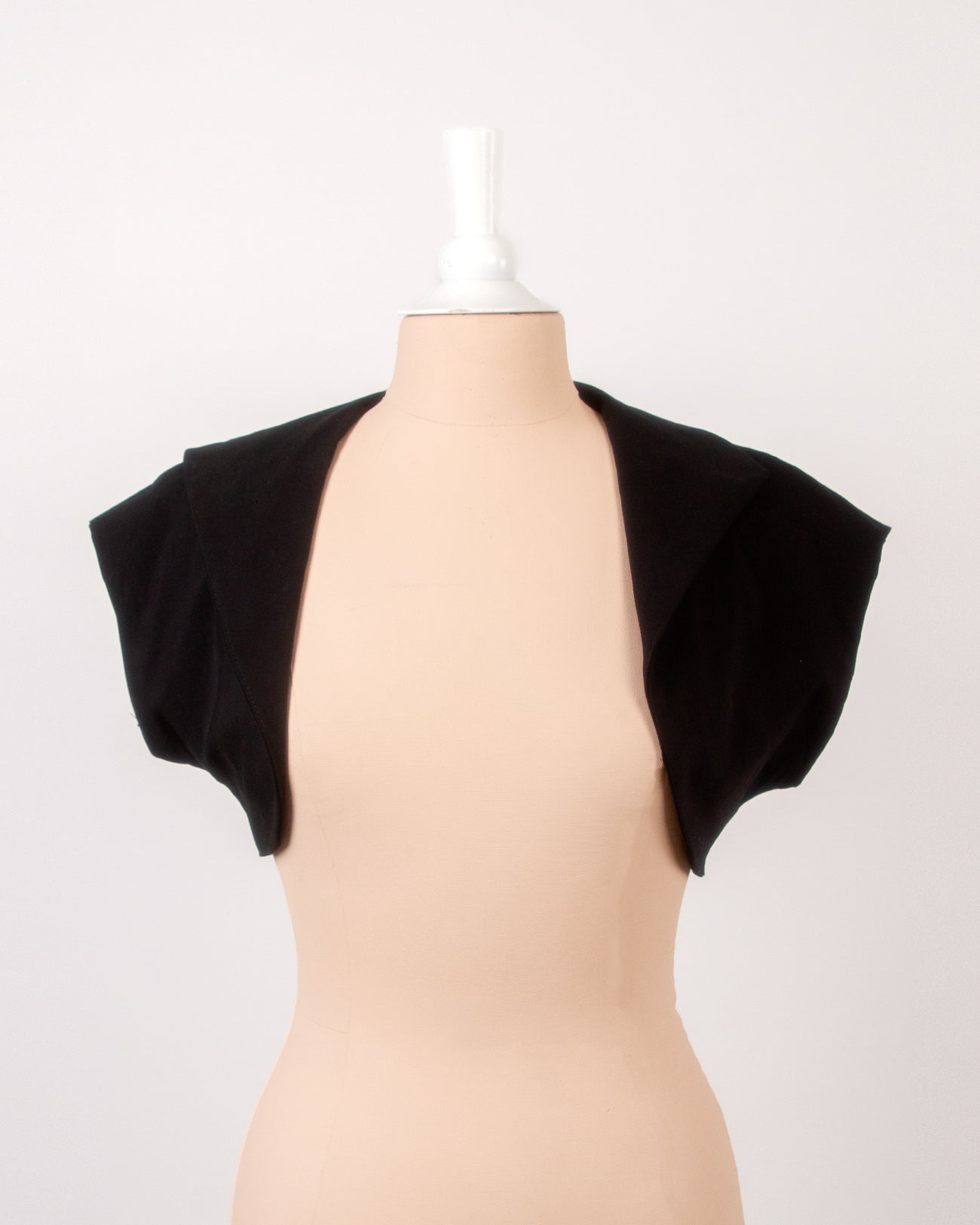 Bolero Deville in Black