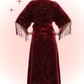 Vestido Burdeos con Estrellas Plateadas y Flecos
