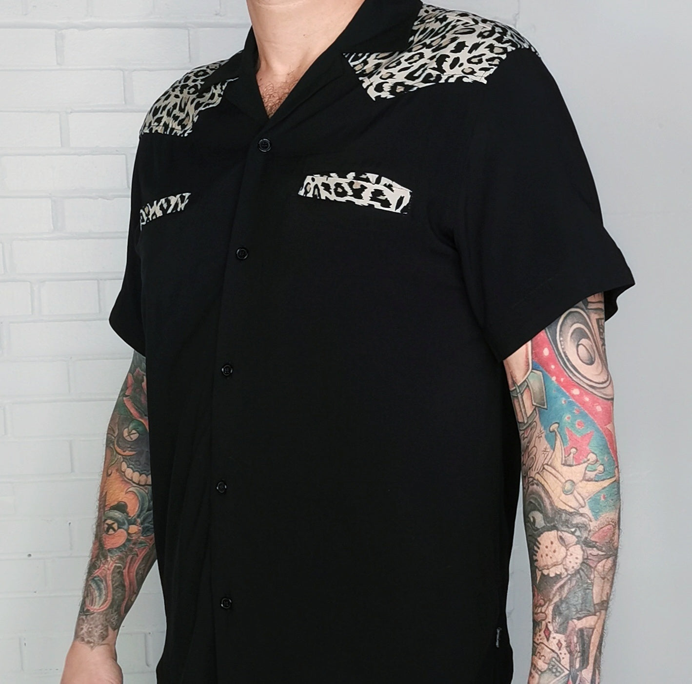 Details-Leopard-Black-Retro-Bowling-Shirt