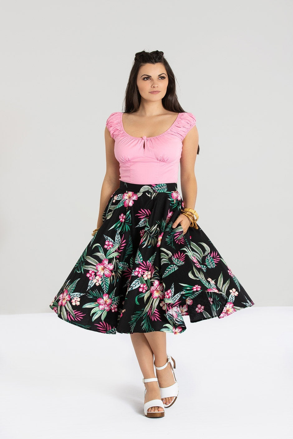 httpspopsoda.co.ukimageshlb50030-kalani-50s-skirt-black-02