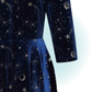 Robe évasée swing manches 3/4 col en v velour bleu etoiles dorées- Luna celestial