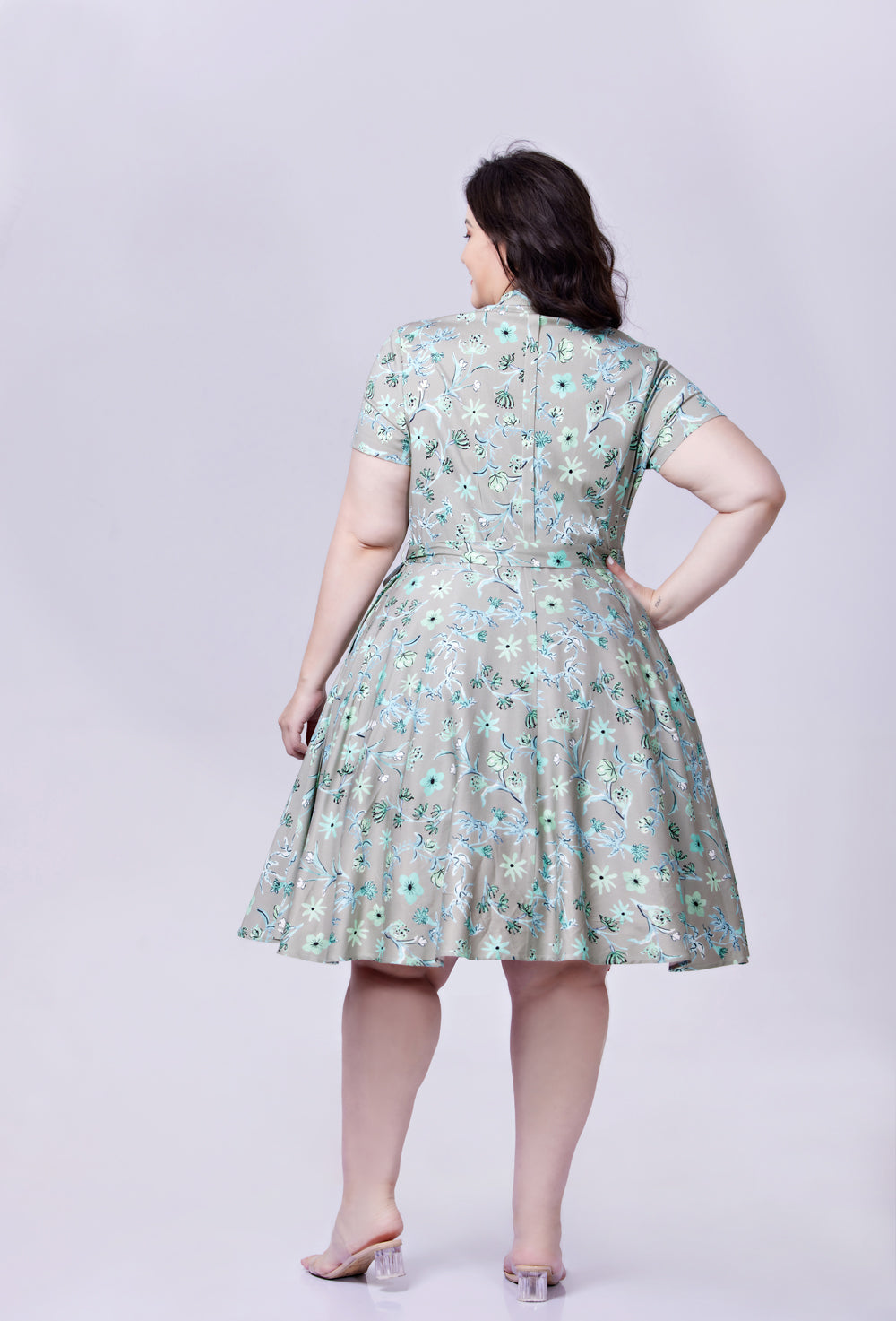 Robe Fleurs D'hiver Grise  2XL